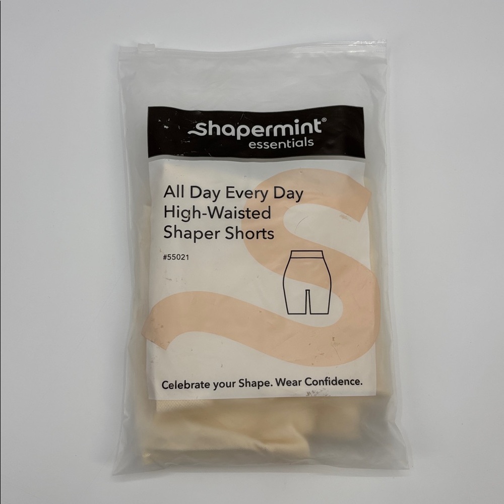 Shapermint Essentials All Day Every Day High-Waisted Shaper Shorts in Beige M/L - Picture 6 of 8